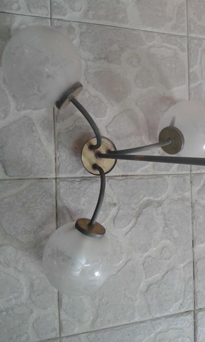 Candeeiro de teto 3 globos (como novo)