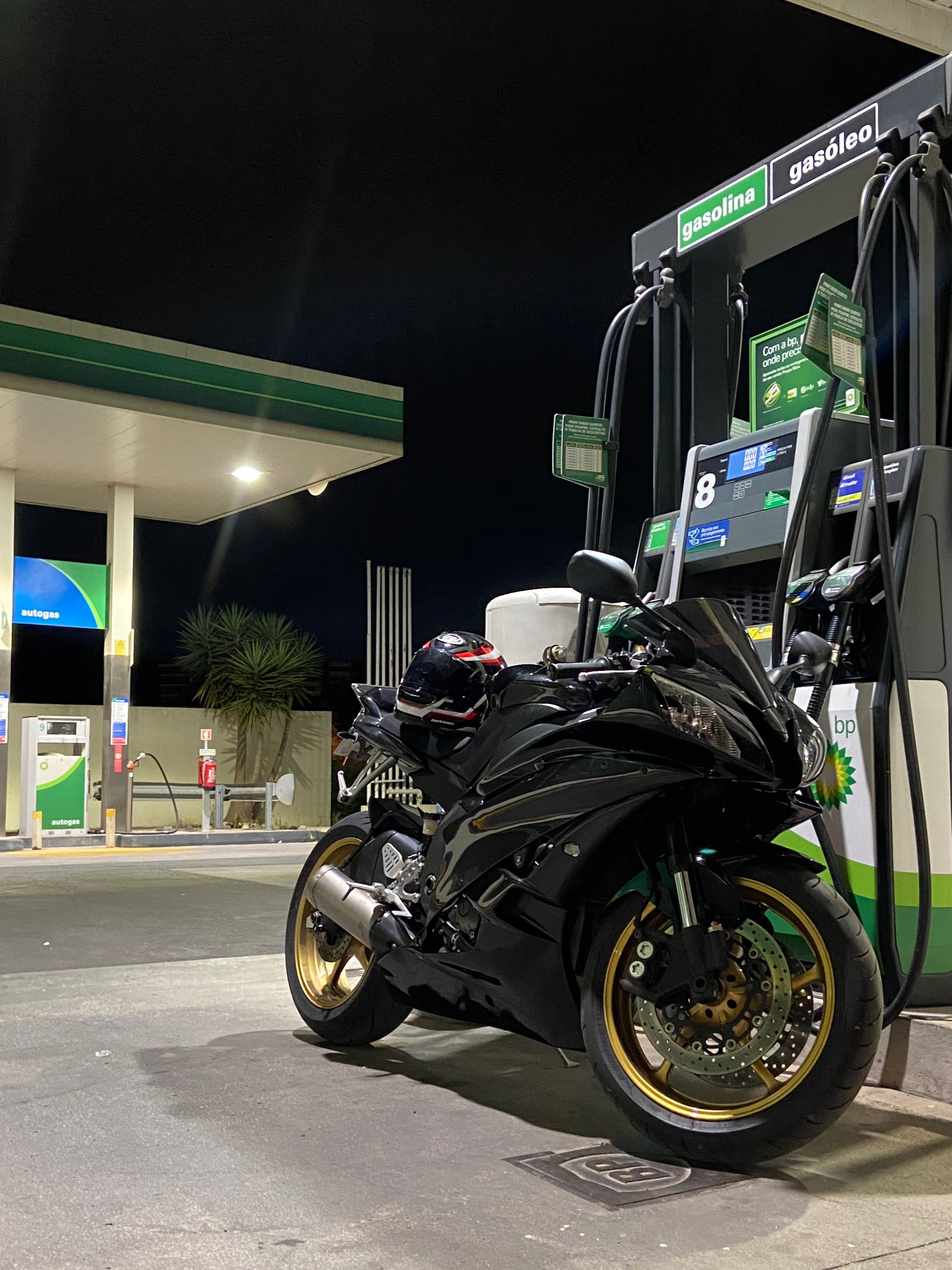 Yamaha YZF - R6 - 2006 - Versão RJ11 - Edição 20000 RPM