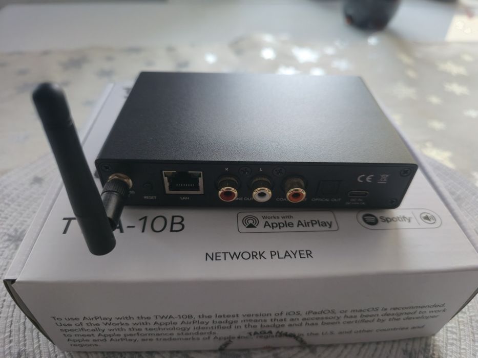 Odtwarzacz sieciowy Taga Harmony TWA-10B  DAC