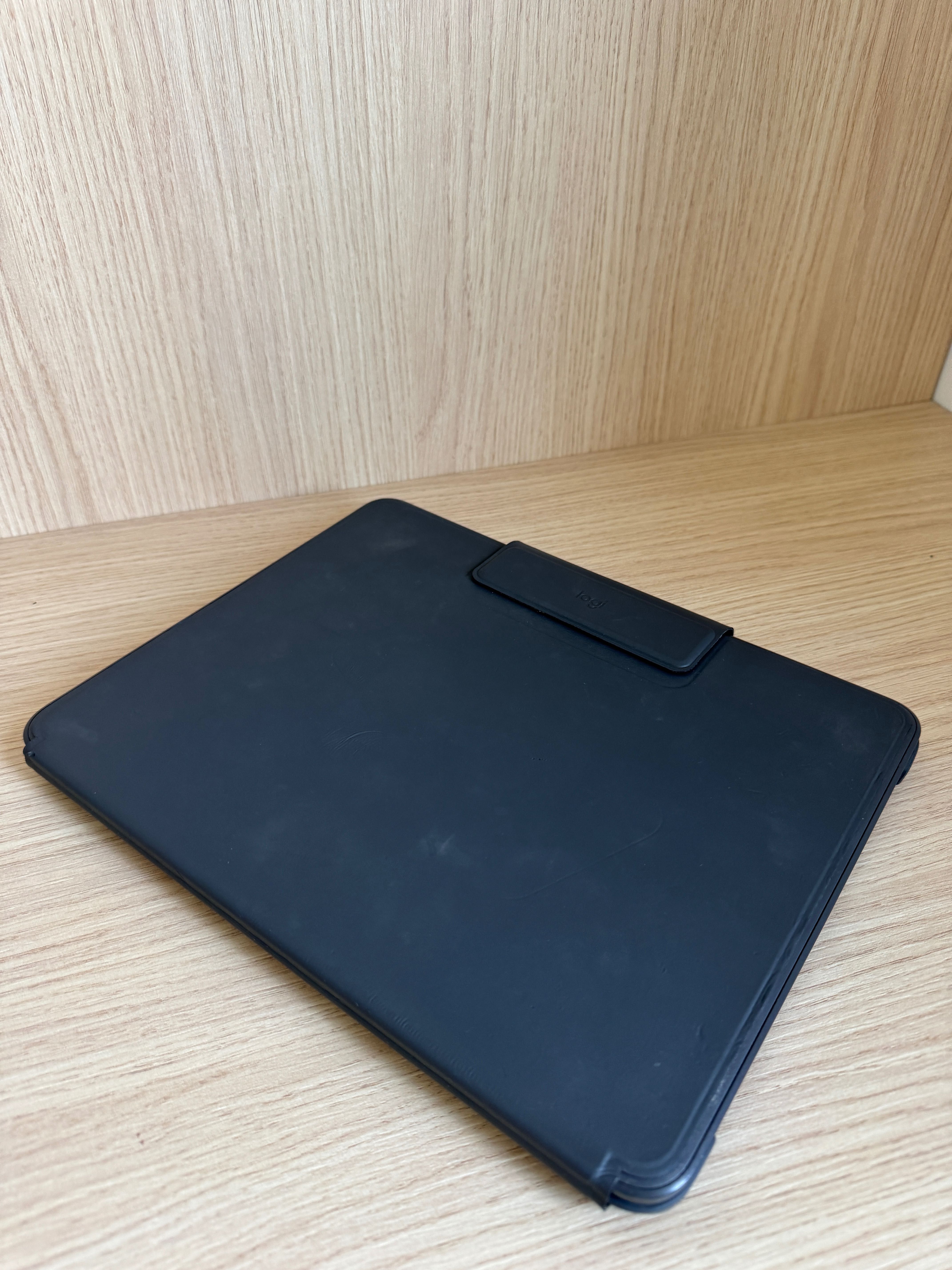 iPad Pro 12.9” (2020, 4. gen) 256 GB Wi-Fi + Pencil + klawiatura