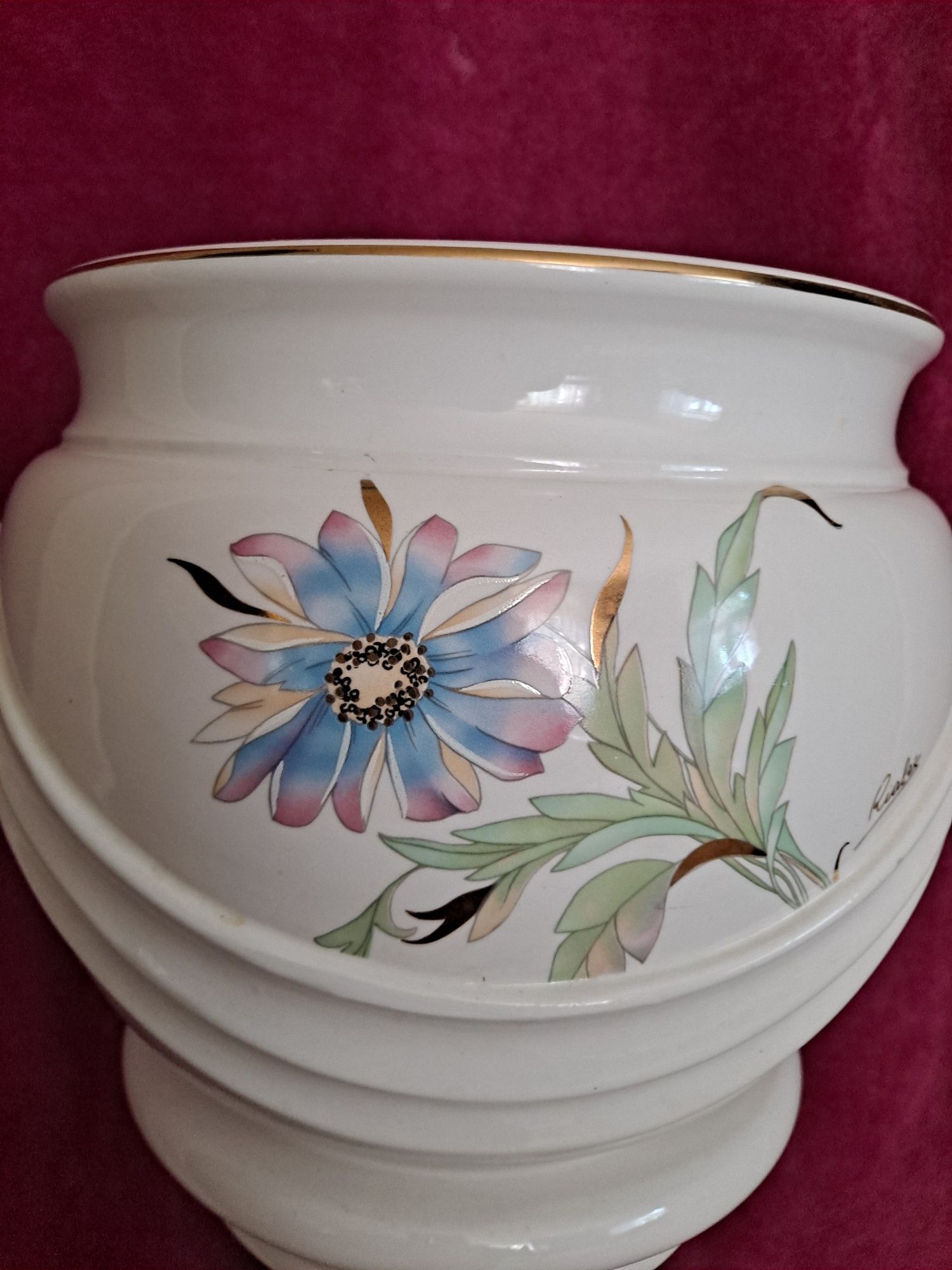 Kwietniki porcelanowy ręcznie malowany marki włoskiej Riales