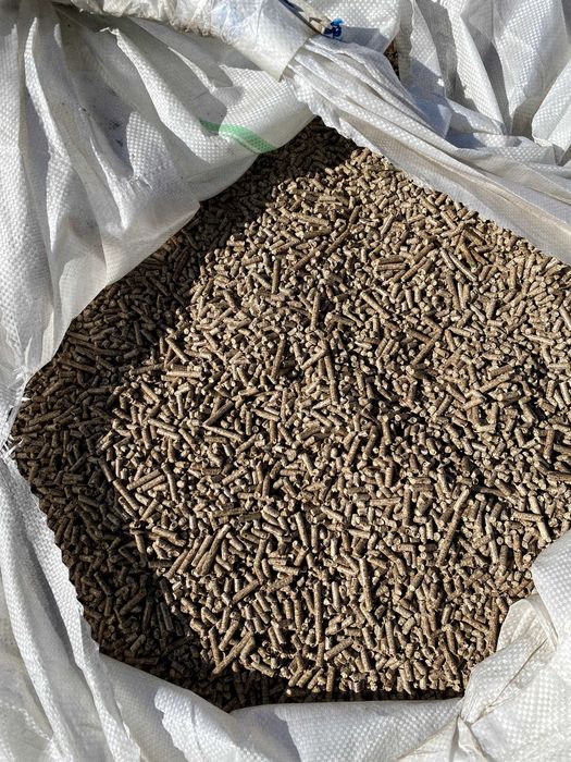Dostępny od ręki workowany Pellet iglasto- liściasty 6/8mm brutto