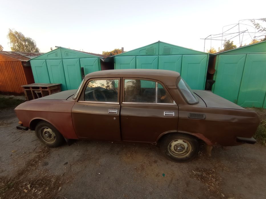 Продам москвич 2140