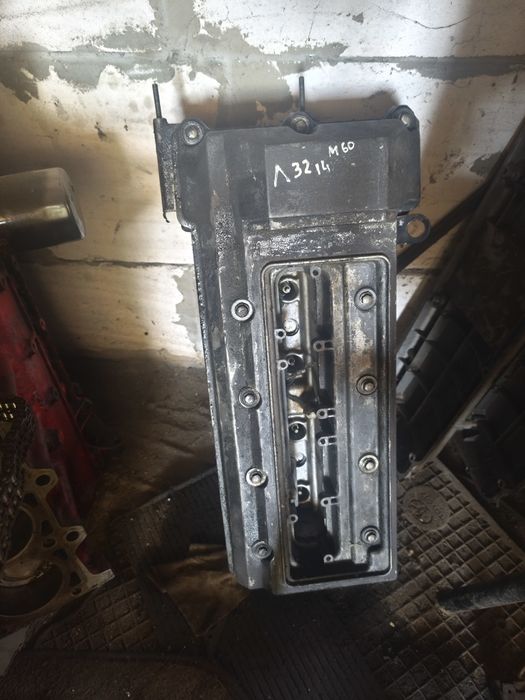 Двигун мотор двигатель блок  bmw e 34 e 32 e 38 м 60 б 30 v 8