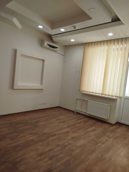 Оренда офісу 160 м2 у центрі міста з укриттям