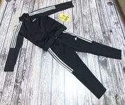 Спортивный костюм Adidas для мальчика 7-8 лет, 122-128 см