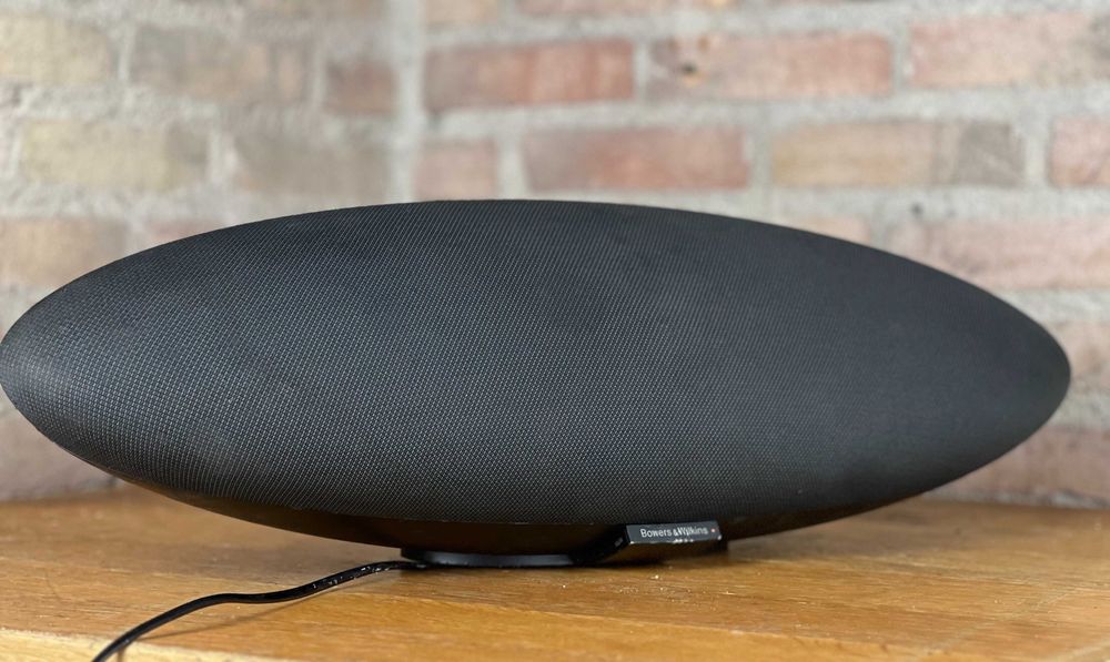 Bowers & Wilkins Zeppelin Wireless, AirPlay, Bluetooth