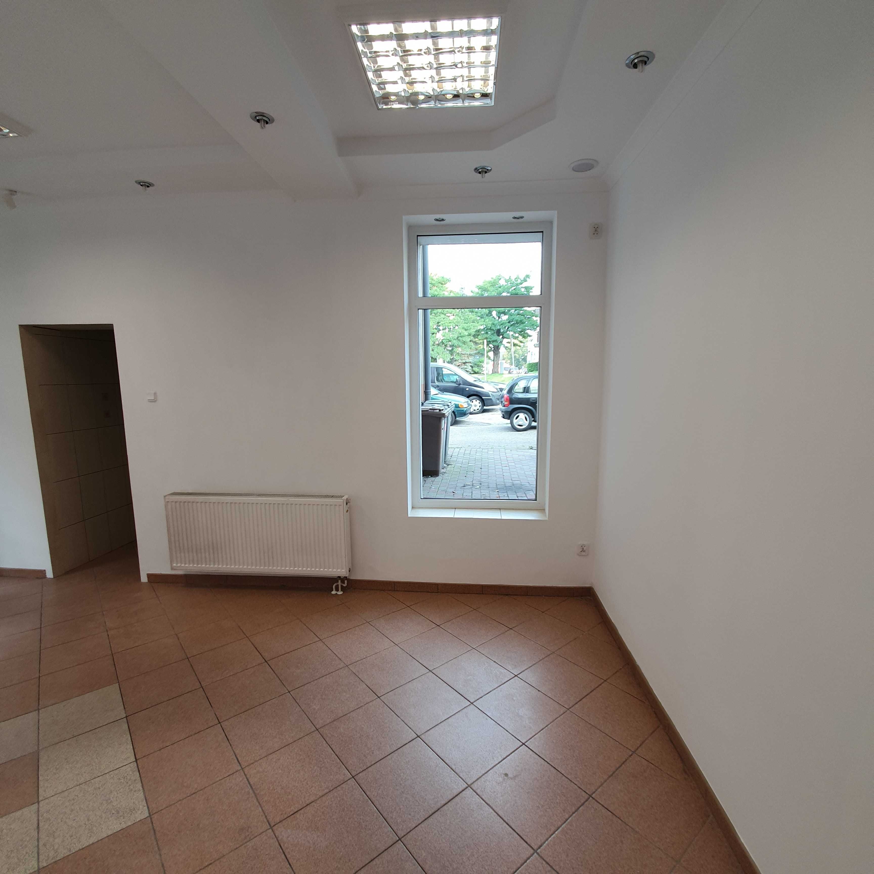 LOKAL - w centrum Bytowa 25 m2- FRYZJER, KOSMETYCZKA  itp