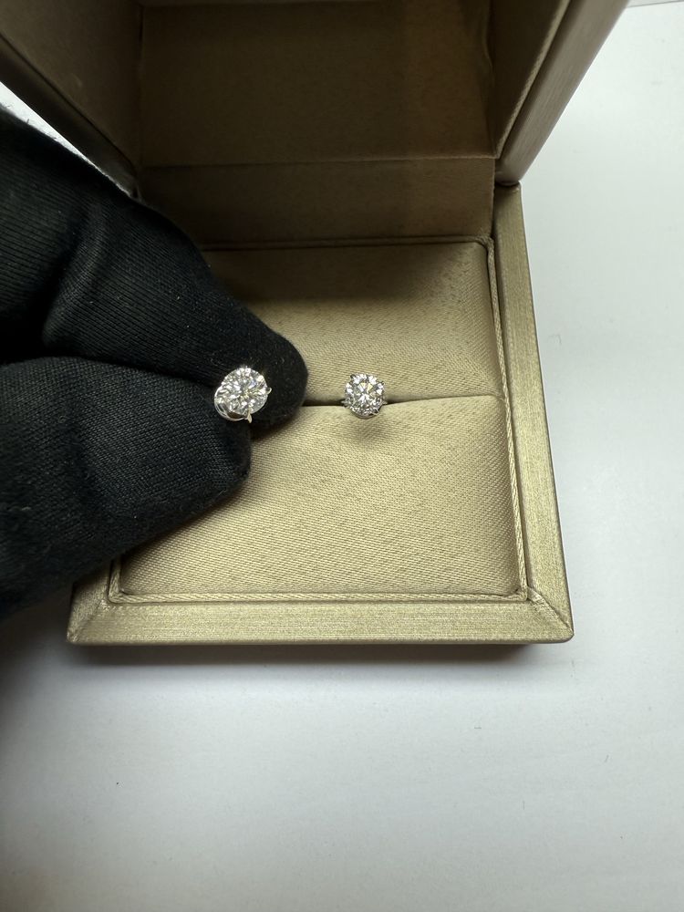 Серьги 750 проба, природные бриллианты 0.74 ct, сертификат Гемцентр