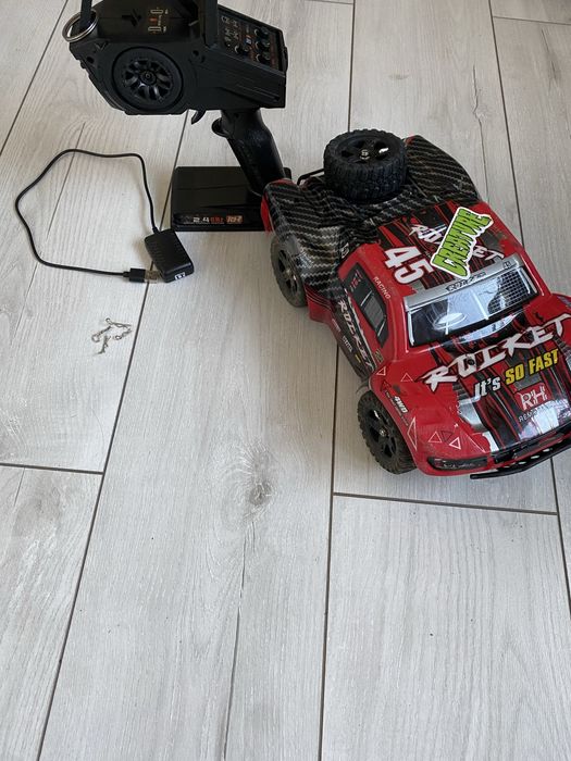 Машинка на пульті Remo Hobbi Roket 1/16