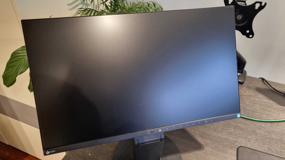 Monitor EIZO 2450