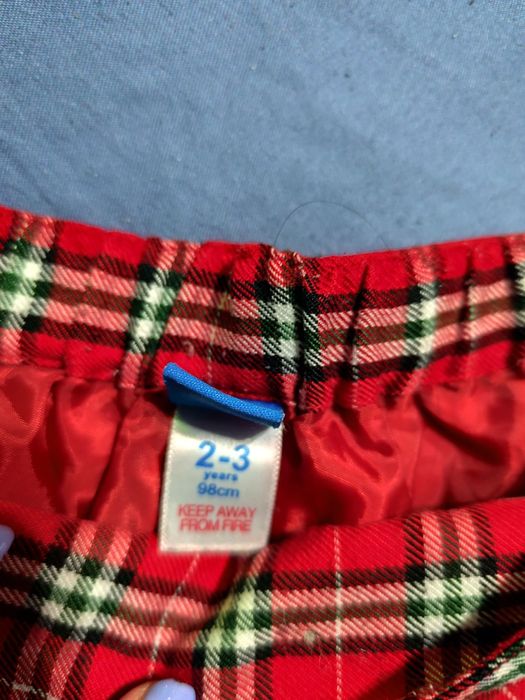 Spódniczka dziewczęca