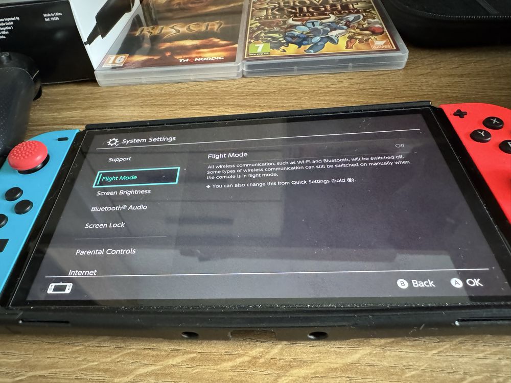 Nintendo Switch Oled jak nowy, caly zestaw plus gry