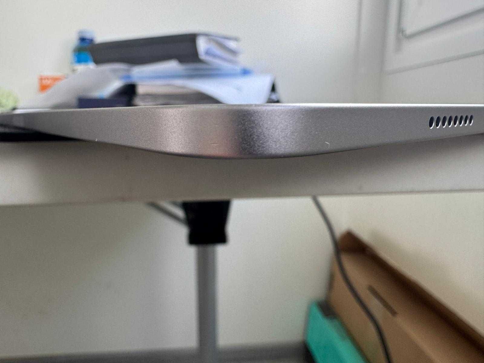 Apple iPad Pro 11" M2 128 GB 120Hz