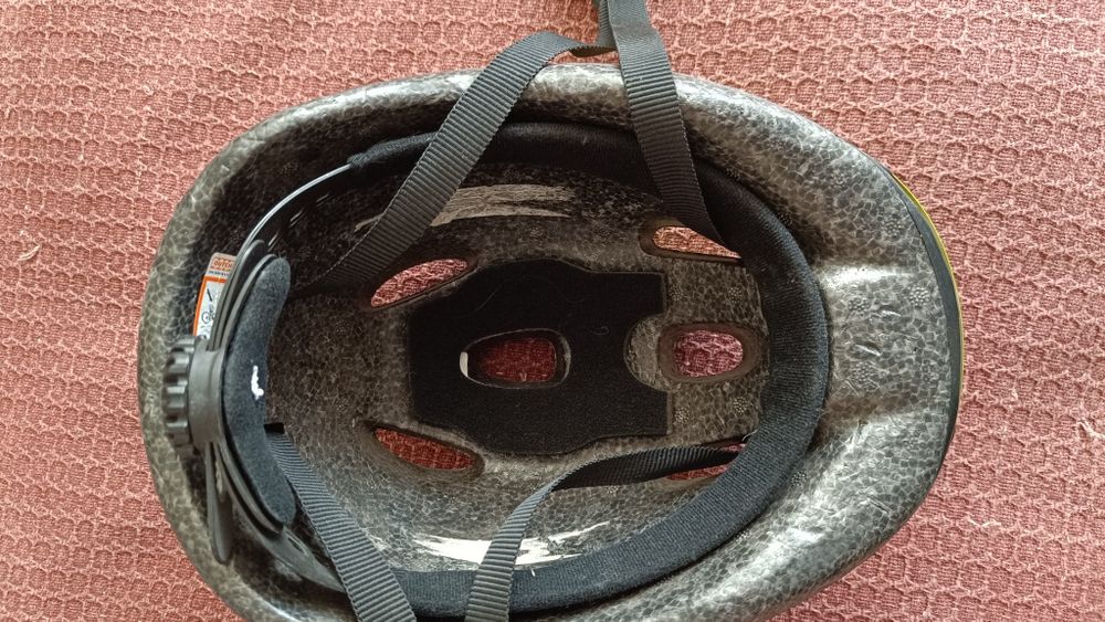 Шлем велосипедиста детский