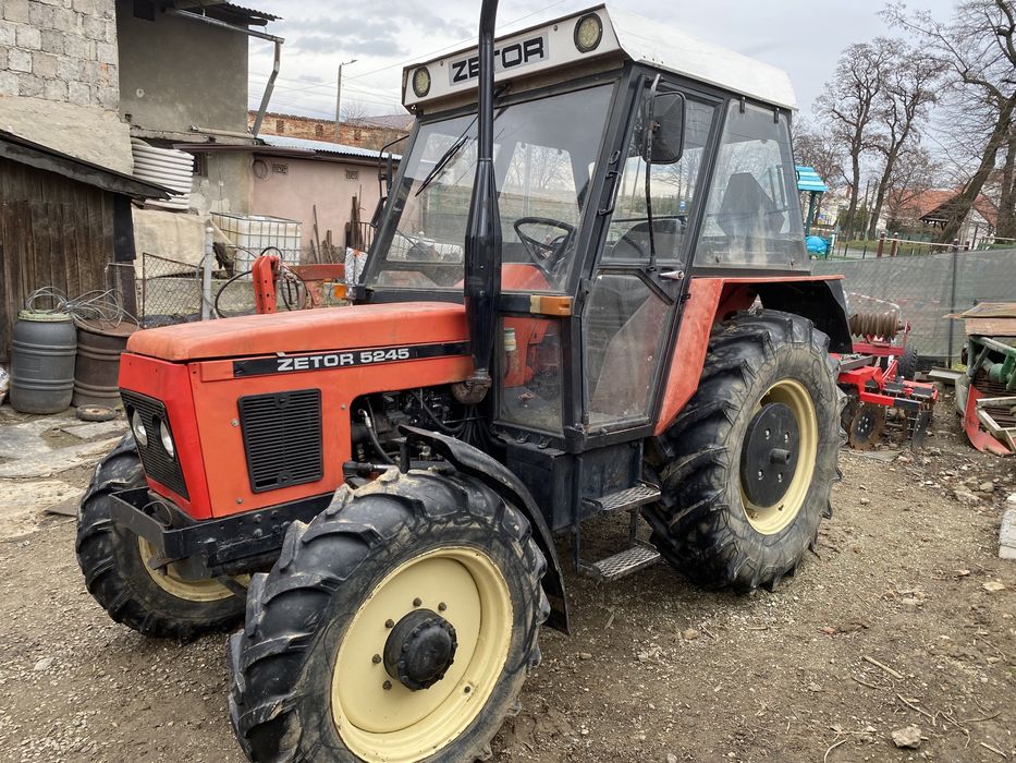 Ciągnik Zetor 5245