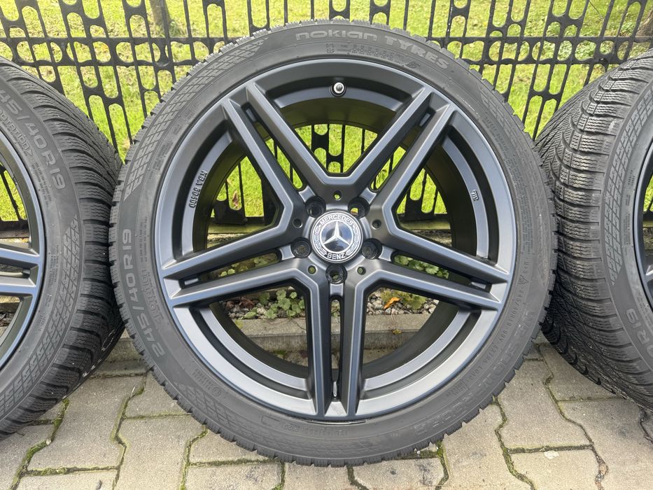 Koła zimowe Mercedes E-klasa W213 CLS C257 245/40R19 Nokian