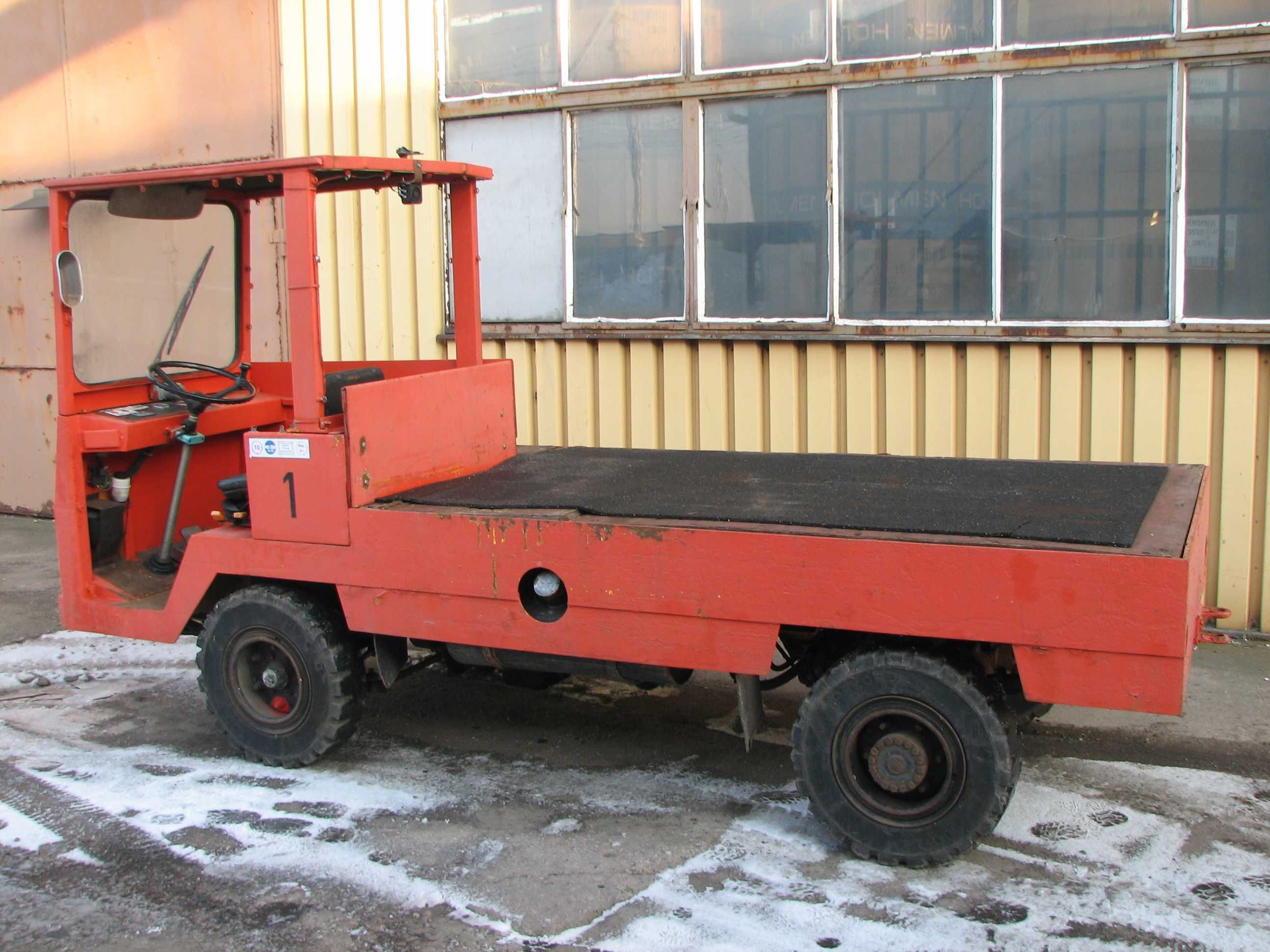 Wózek platformowy transportowy ciągnik mercedes diesel 8 ton widłowy