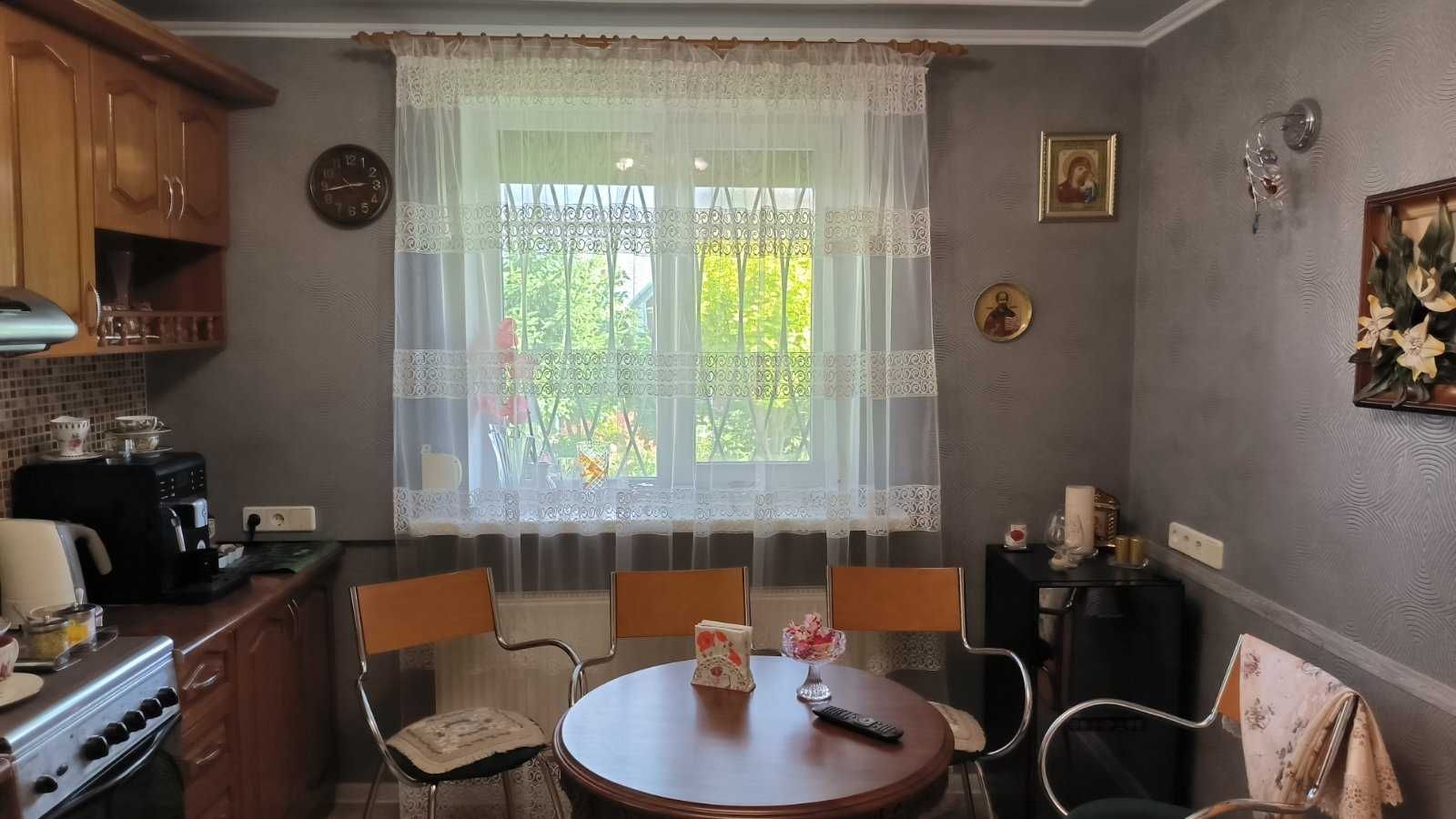 Продам затишний будинок в районі пр.Гагаріна