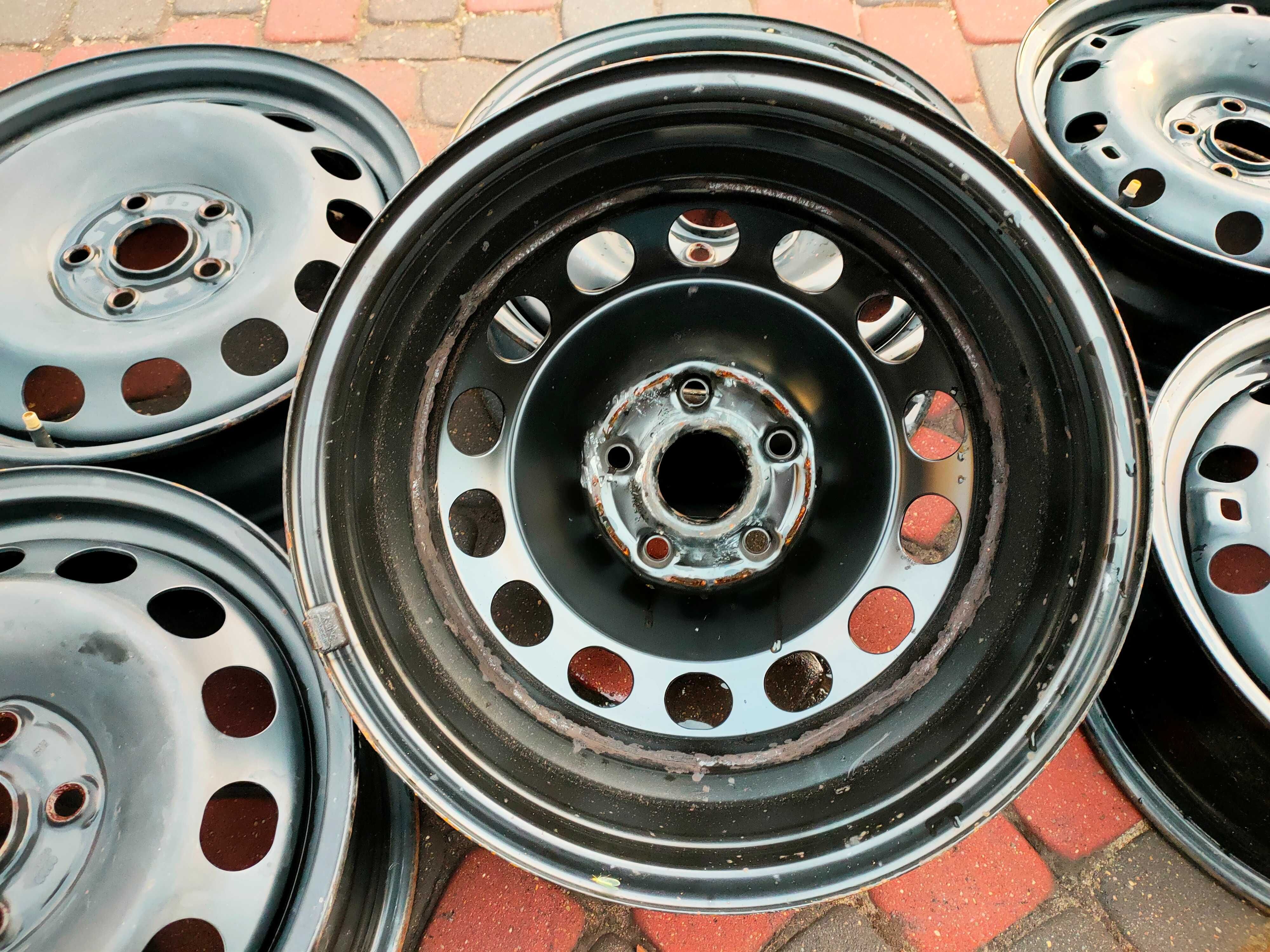 Felgi Volkswagen Seat Audi Skoda 5x112 6J16 ET50 FI57,1  NR 459