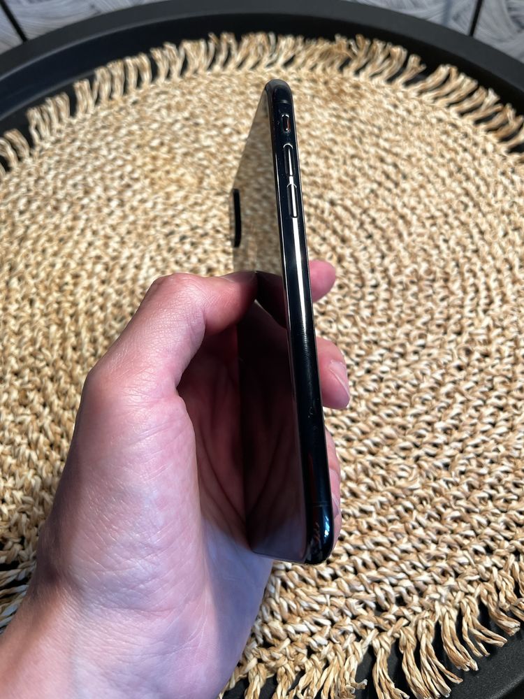 IPhone XS 64Gb в ідеальному стані