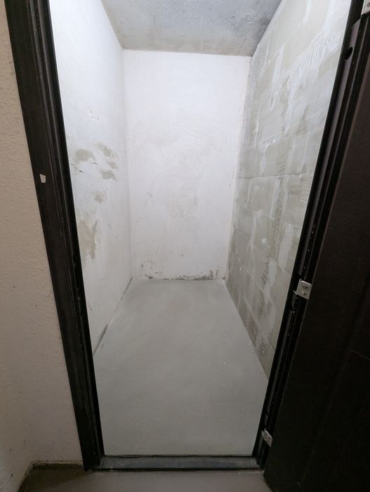 Продам комору, комірку, кладовку 2.7м²