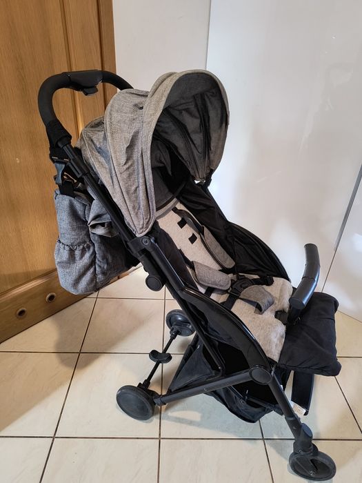 Wózek spacerowy Kinderkraft z torbą