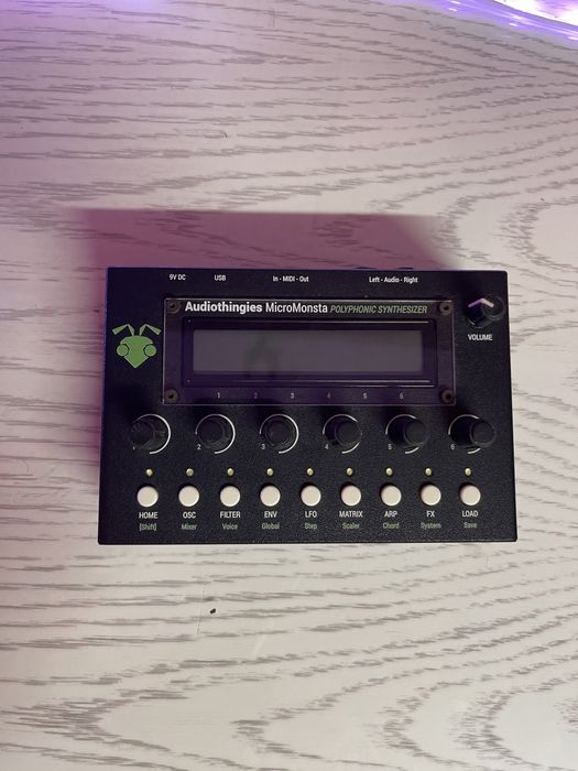 Sintetizador Micromonsta MK1
