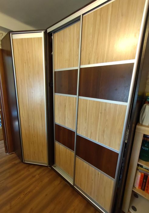 Шафа-купе, кутова