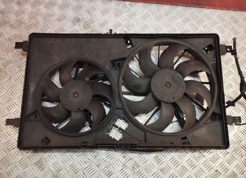 Вентилятор кулер 2.3 Рено Мастер 3 Опель Мовано Master 3 Movano