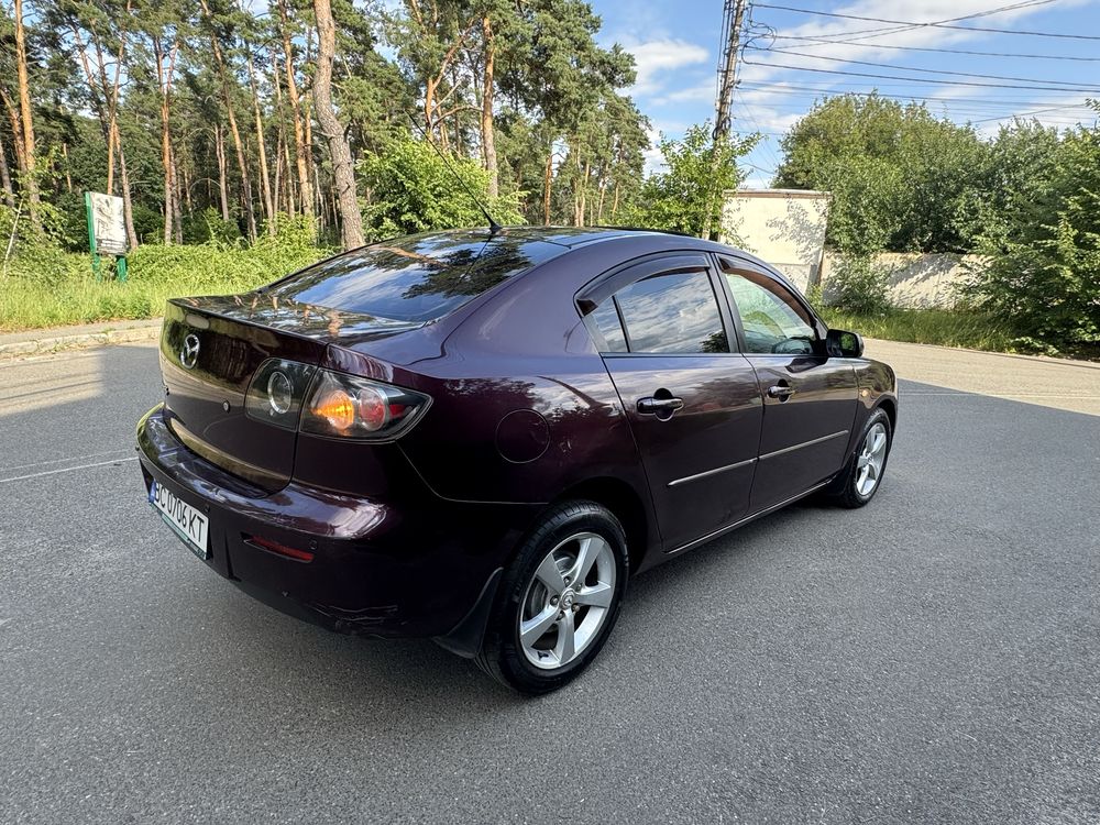 Mazda 3 ,Автомат 2007р.в. Кондиціонер ,Дуже гарний стан