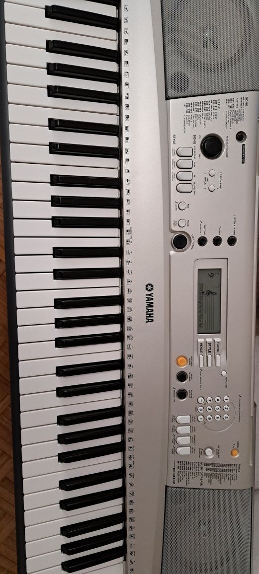 Órgão musical YAMAHA