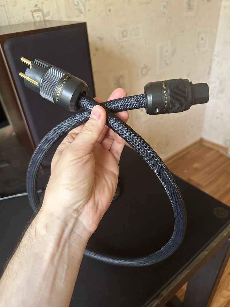 Силовой сетевой кабель Furutech FP-3TS20 Япония KRELL