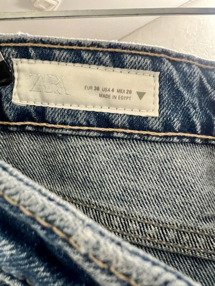 Джинси нові trf wide leg mide-rise zara