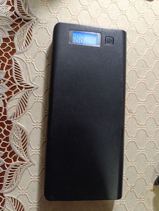 Продам Power Bank з фонариком