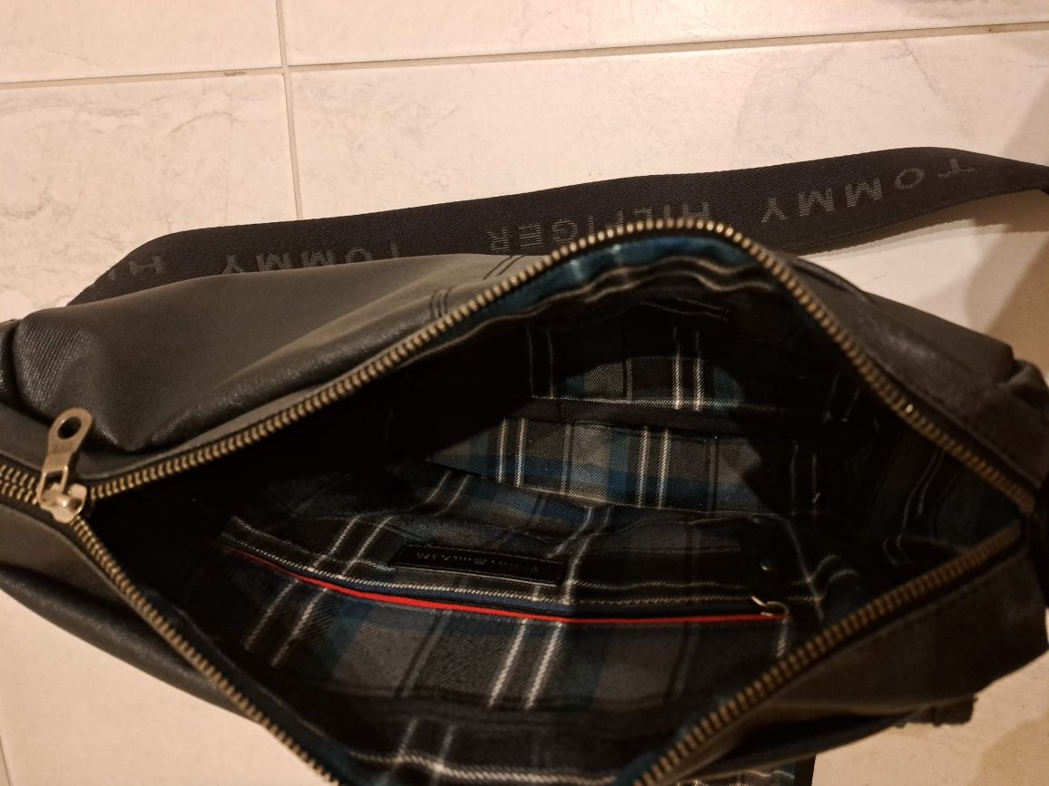 Torba na ramię Tommy Hilfiger