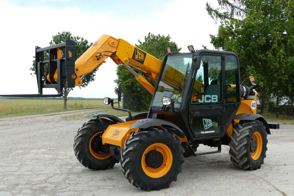 ładowarka teleskopowa jcb 526