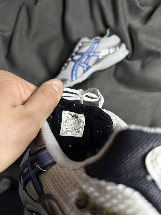 Кросівки ADICS GEL-BLACKHAWK 45 29 кроссовки асикс гель бігові