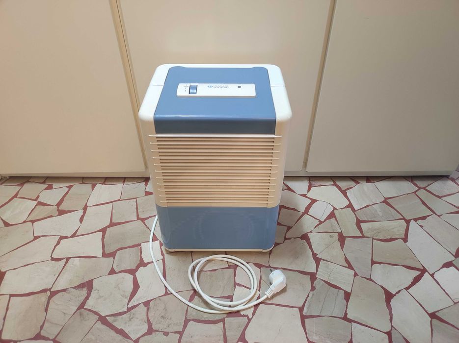 осушитель воздуха мини Deumidificatore Olimpia Splendid 01187