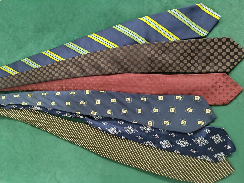 Zestaw jedwabnych krawatów Joop Boss Armani Bally inne vintage
