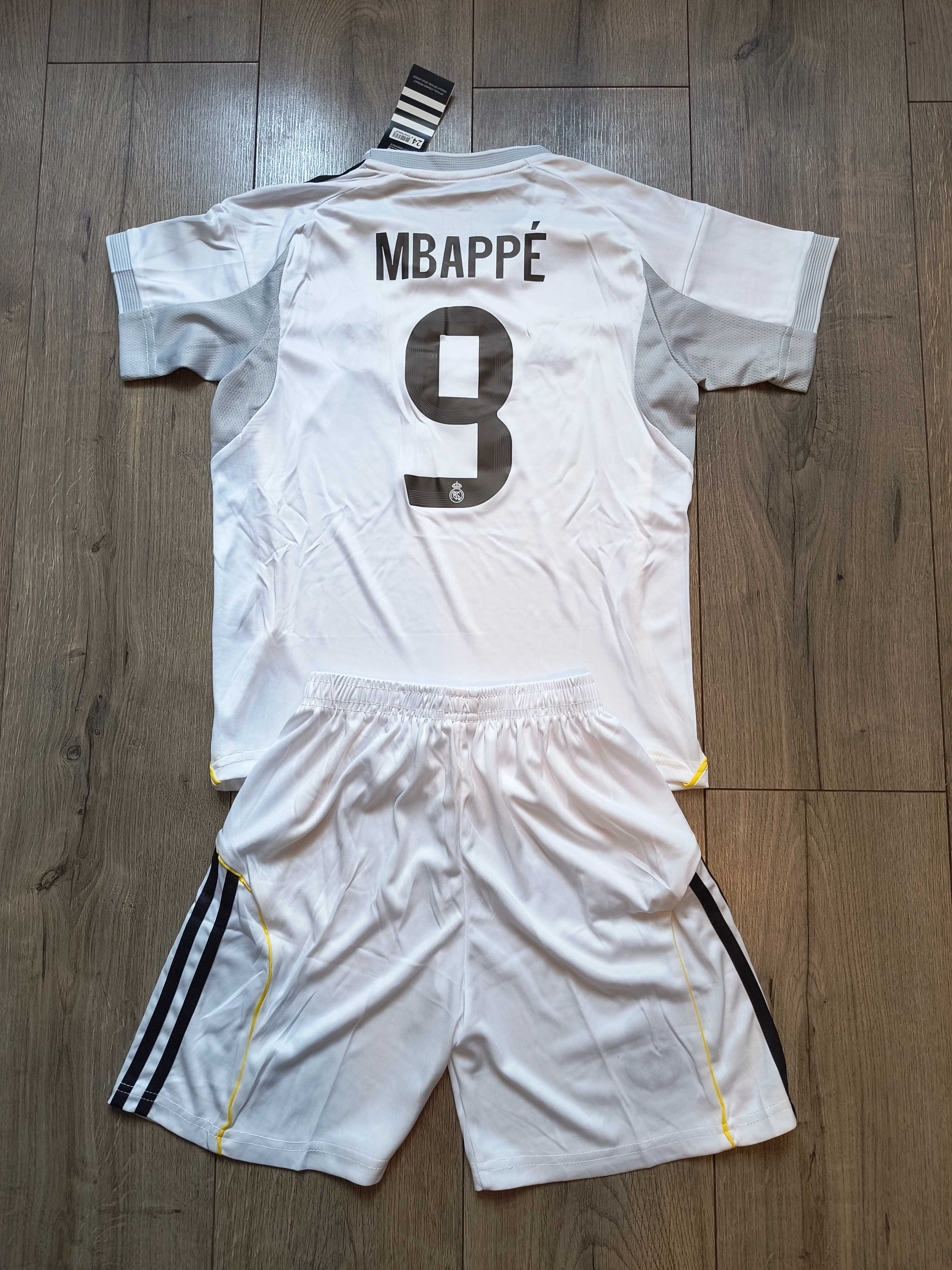 Strój dziecięcy Adidas Real Madryt 2025/26 Mbappe 9 roz. na 125-135cm