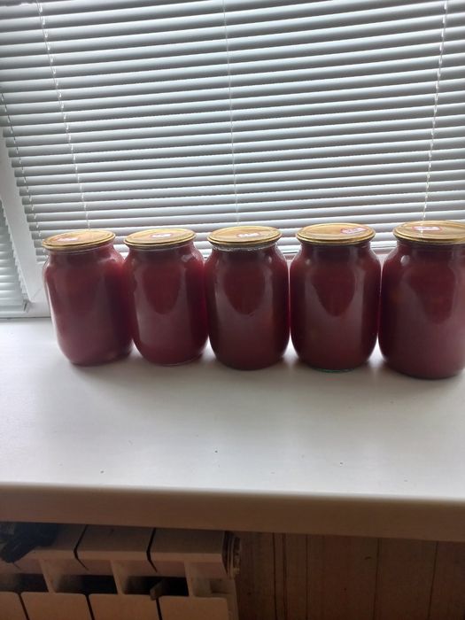 Продам помидоры в собственном соку.