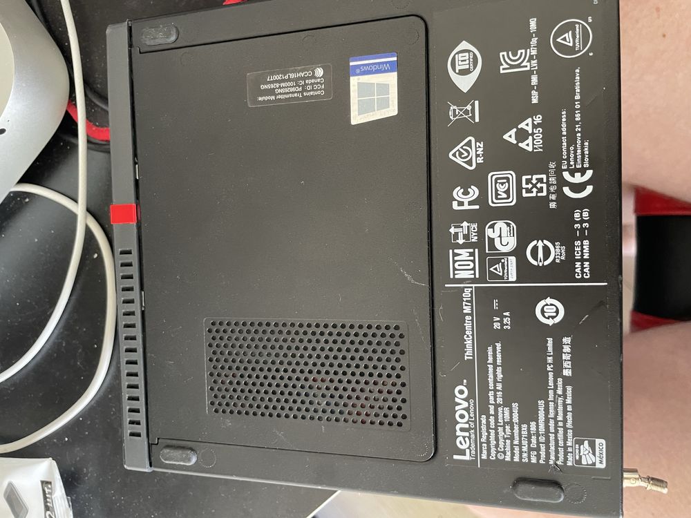 Неттоп Lenovo ThinkCenter M710q. I5-7500T/8GB DDR4/NVMe 256GB