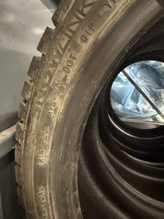Зимові шини Michelin 225/40 R18