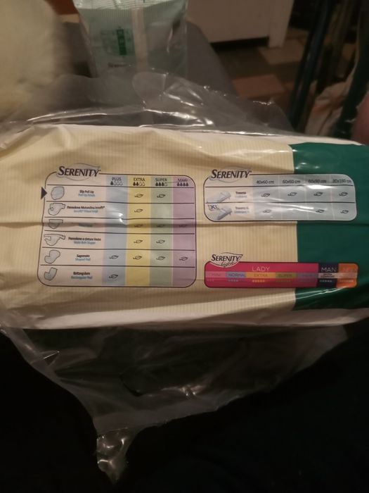 Памперсы,трусы,для взрослых.