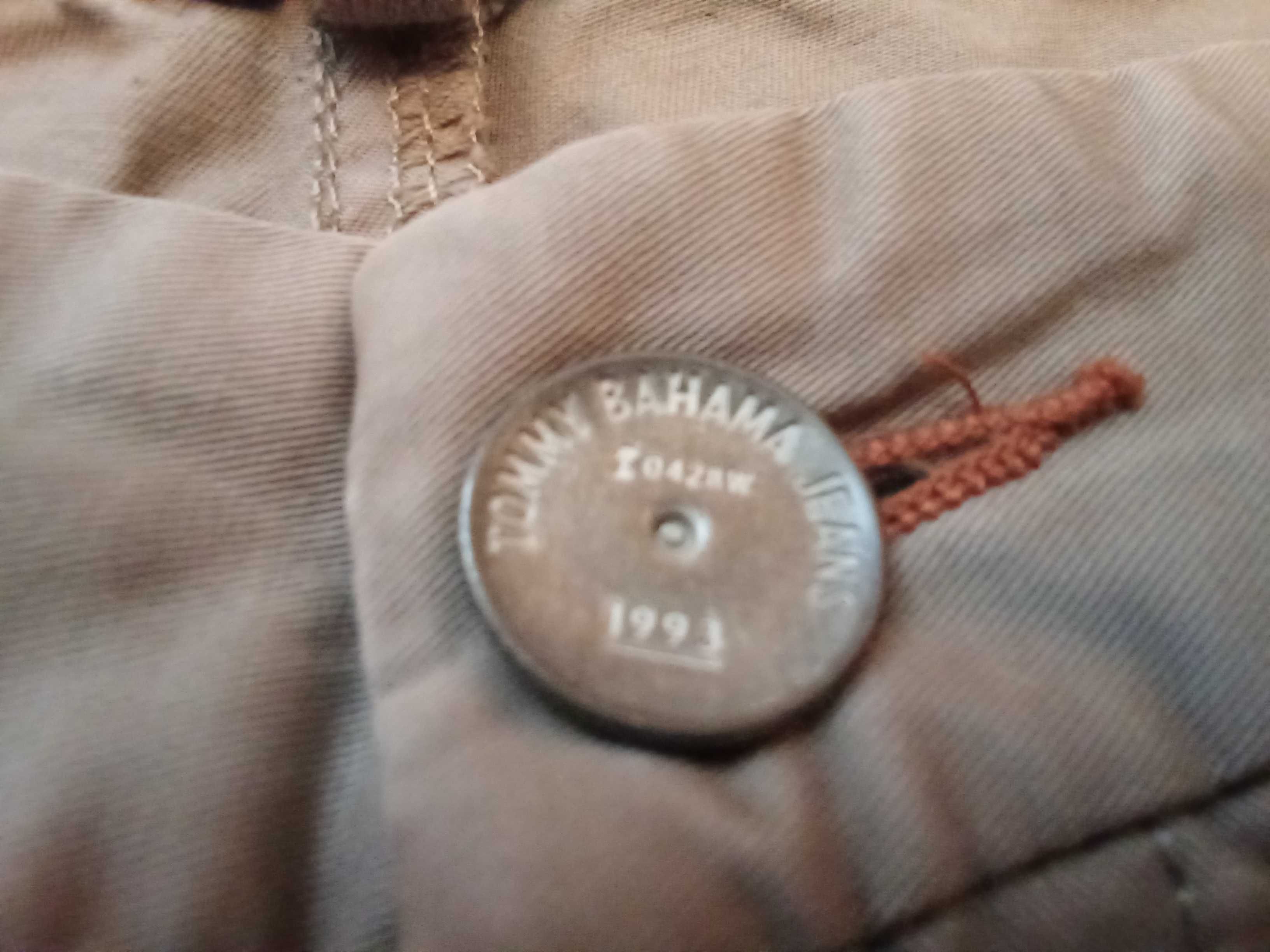 Штаны  Tommy Bahama Jeans.В отличном состоянии.