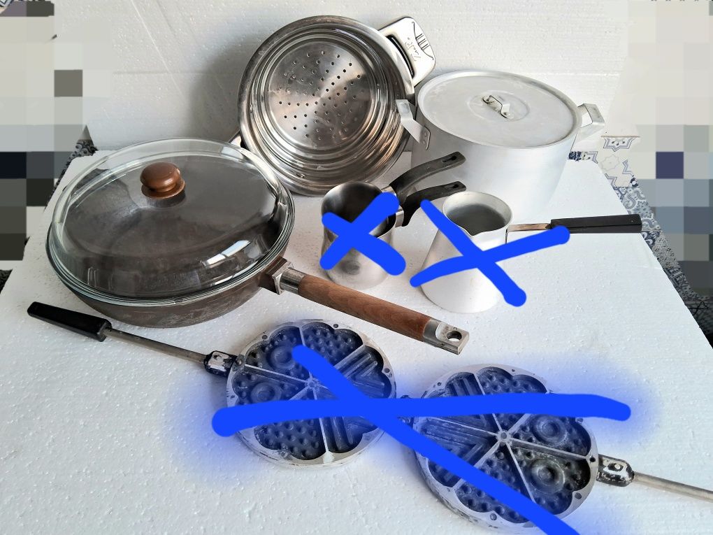 Сковорода чугунная  кастрюля алюминиевая  пароварка турка мельхиор