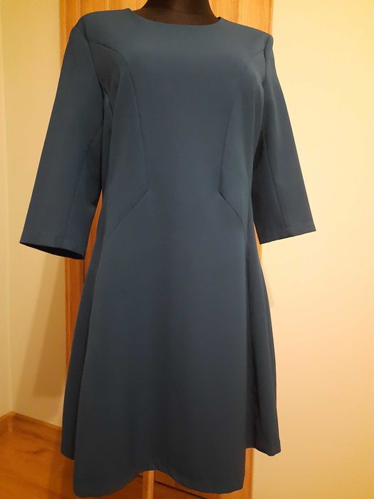 Sukienka  firmy RESERVED