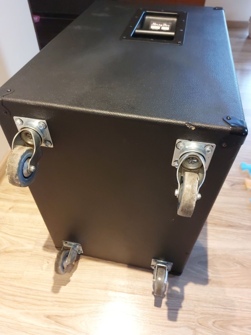 Kolumna basowa NoisyBox 4x10 600W 8Ohm