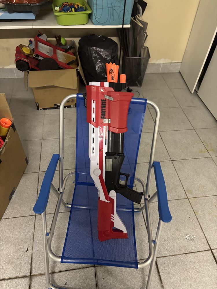 Escopeta tática nerf